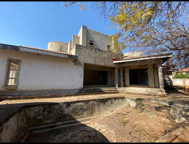 5 BEDROOM HOUSE FOR SALE IN BENDOR